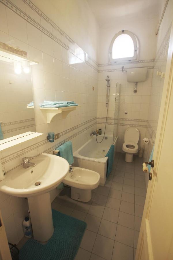 Suite Tra I Tetti Con Bagno Privato Піза Екстер'єр фото